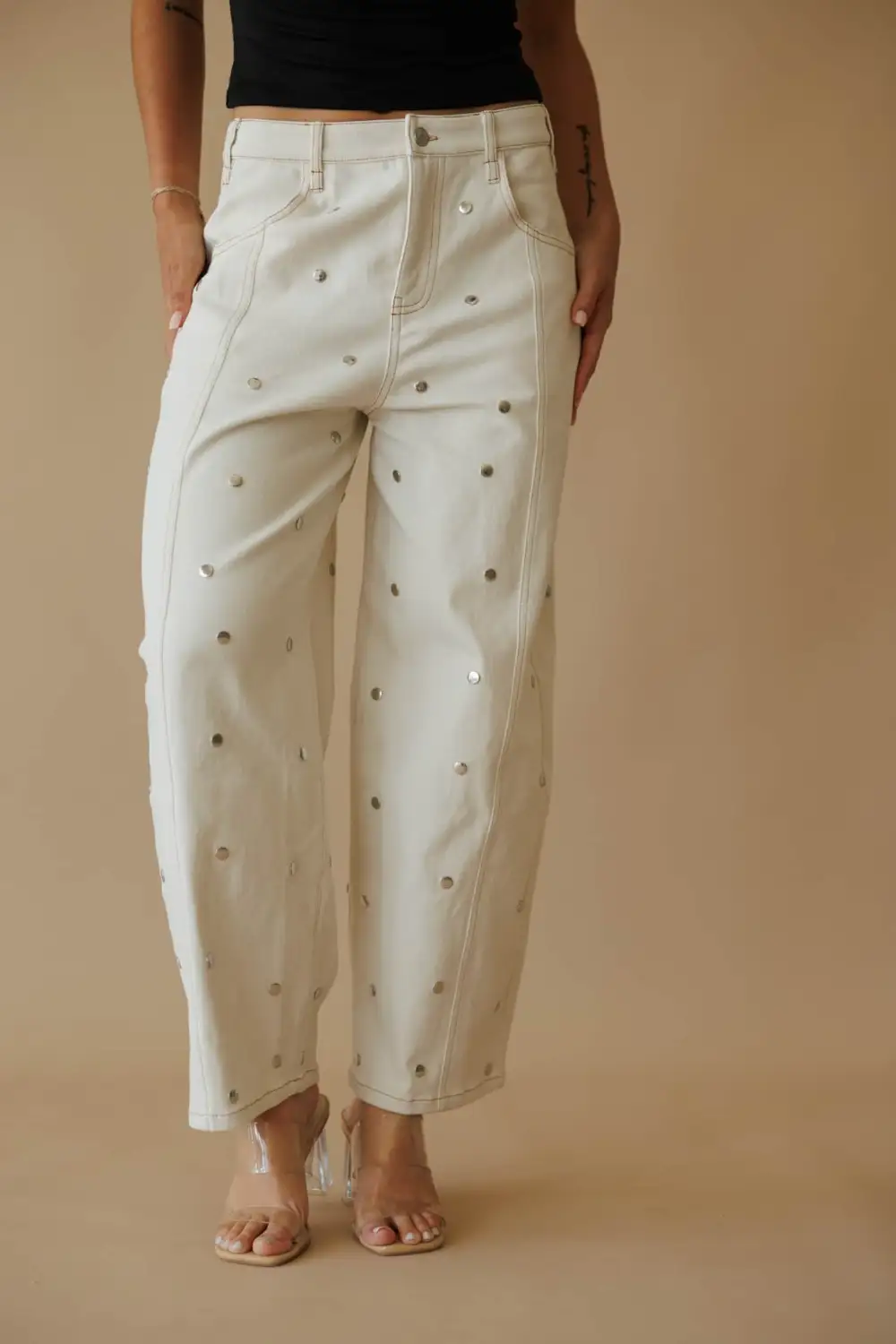 Barrel Studded Wide-Leg Tapered Jeans