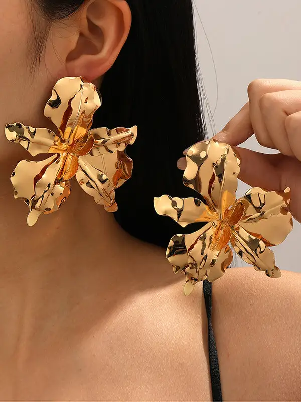 Expressive Linear Drop Earrings