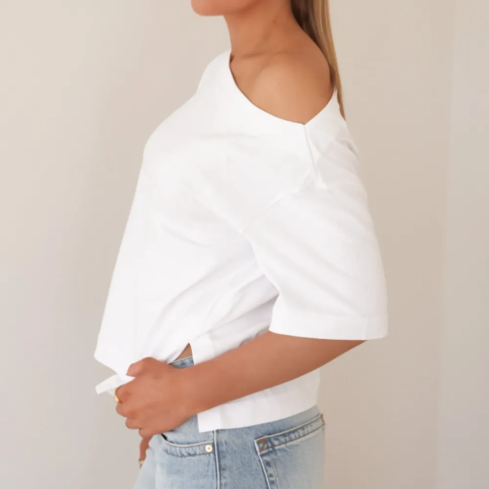 Cropped Relaxed Fit Effortless Casual Tee