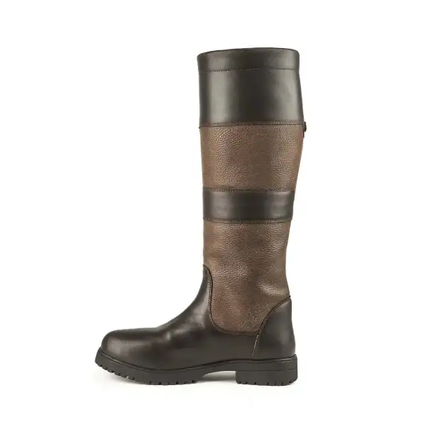 Versatile Weather-Ready Leather Riding Boots