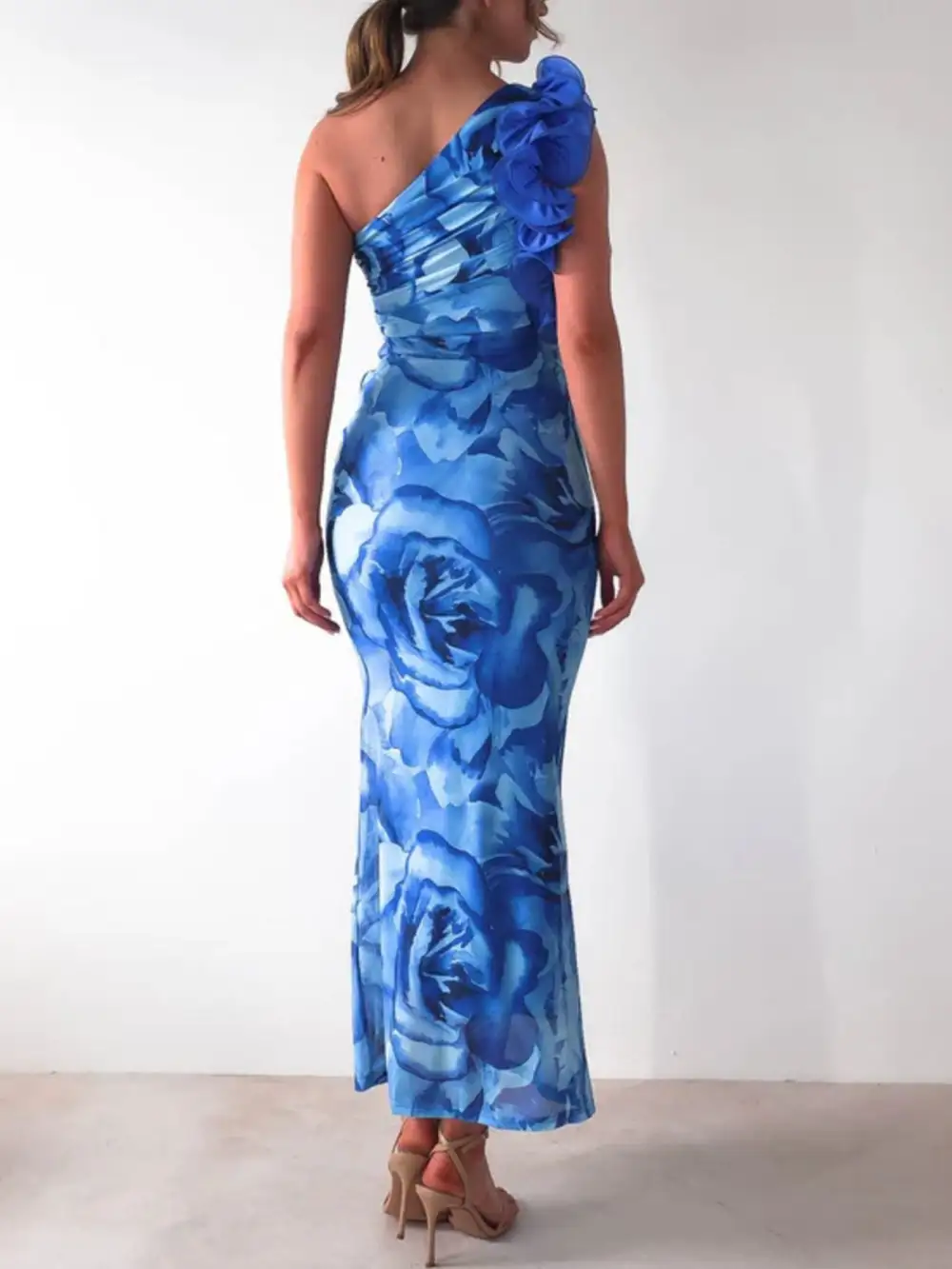 Gathered Detail Floral Printed Maxi Dress