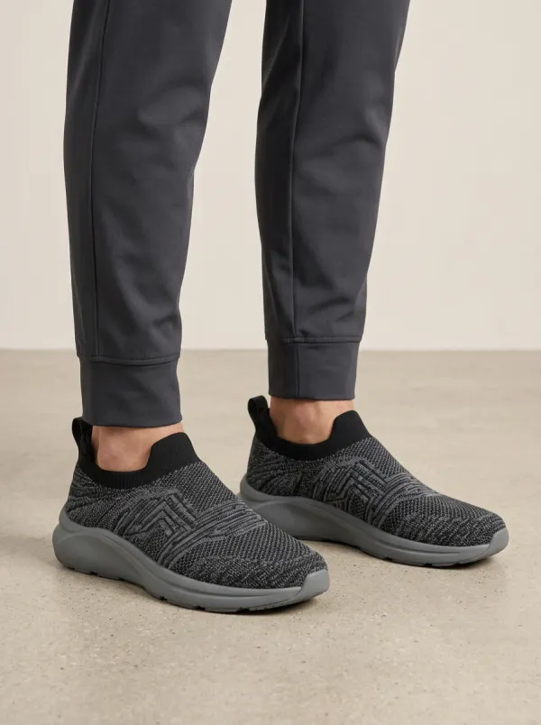 Unisex Geometric Pattern Knit Print Sneakers