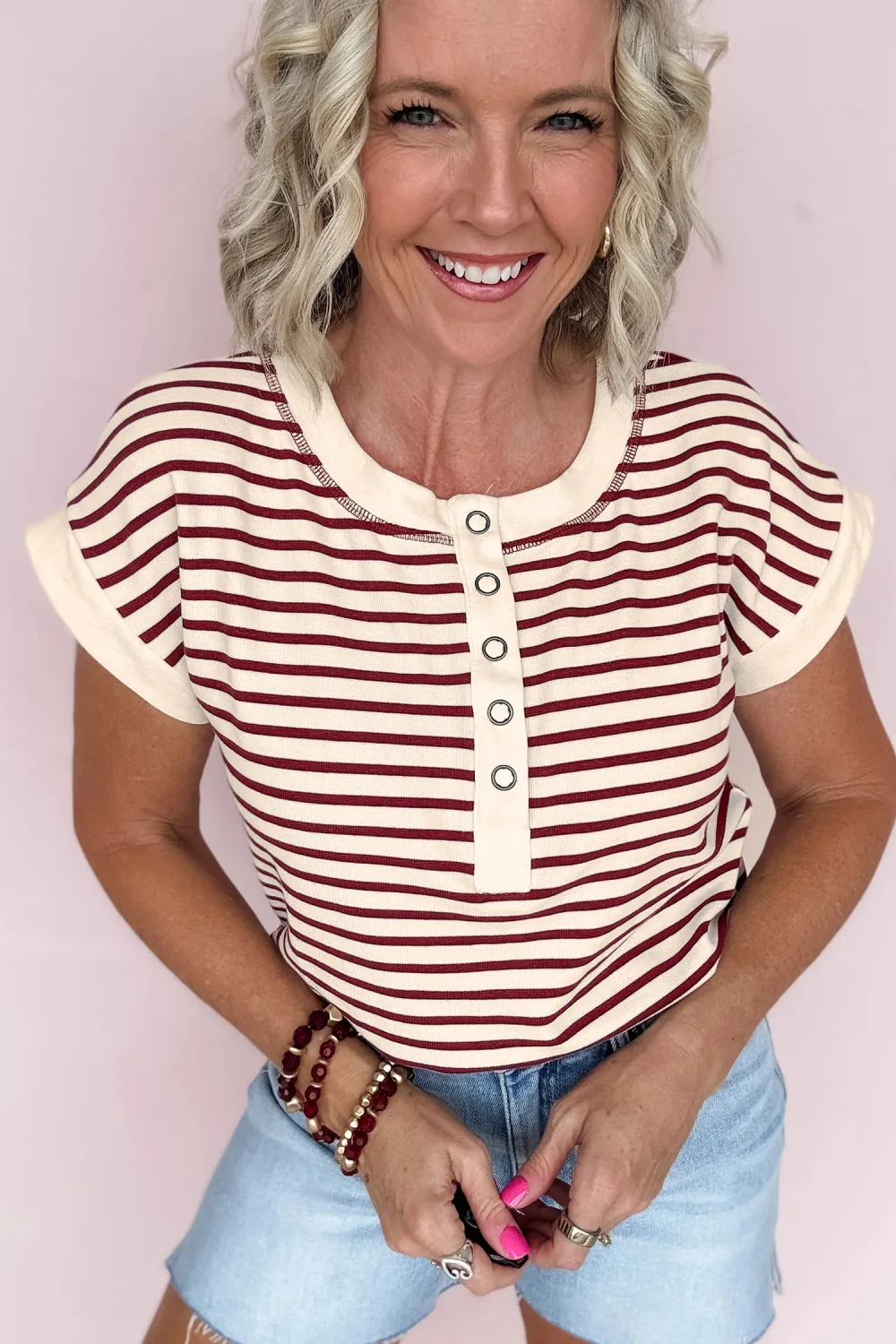 Red Stripe Half Buttons Round Tee