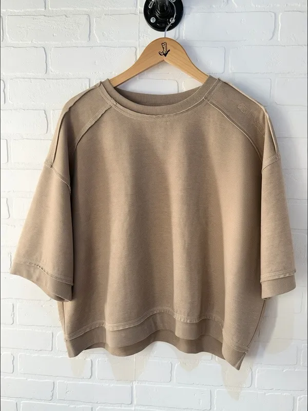 Three Quarter Sleeve Top