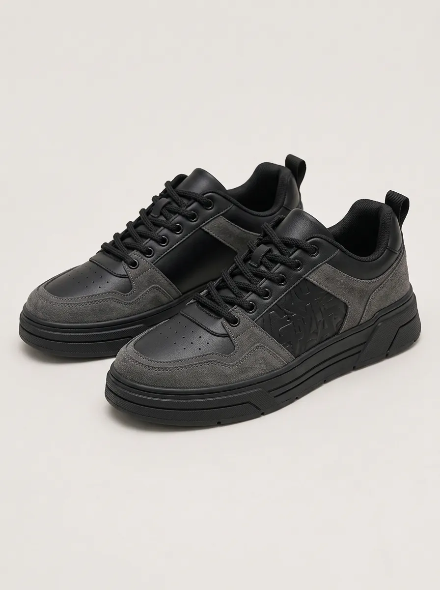 Men's Casual Streetwear Embossed Pattern Skate Shoes