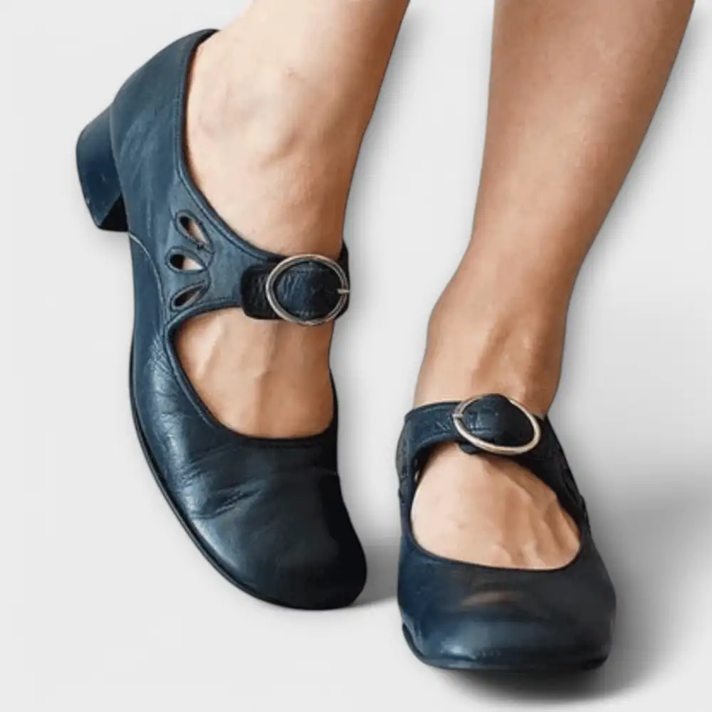 Leather Everyday Flat Sandals