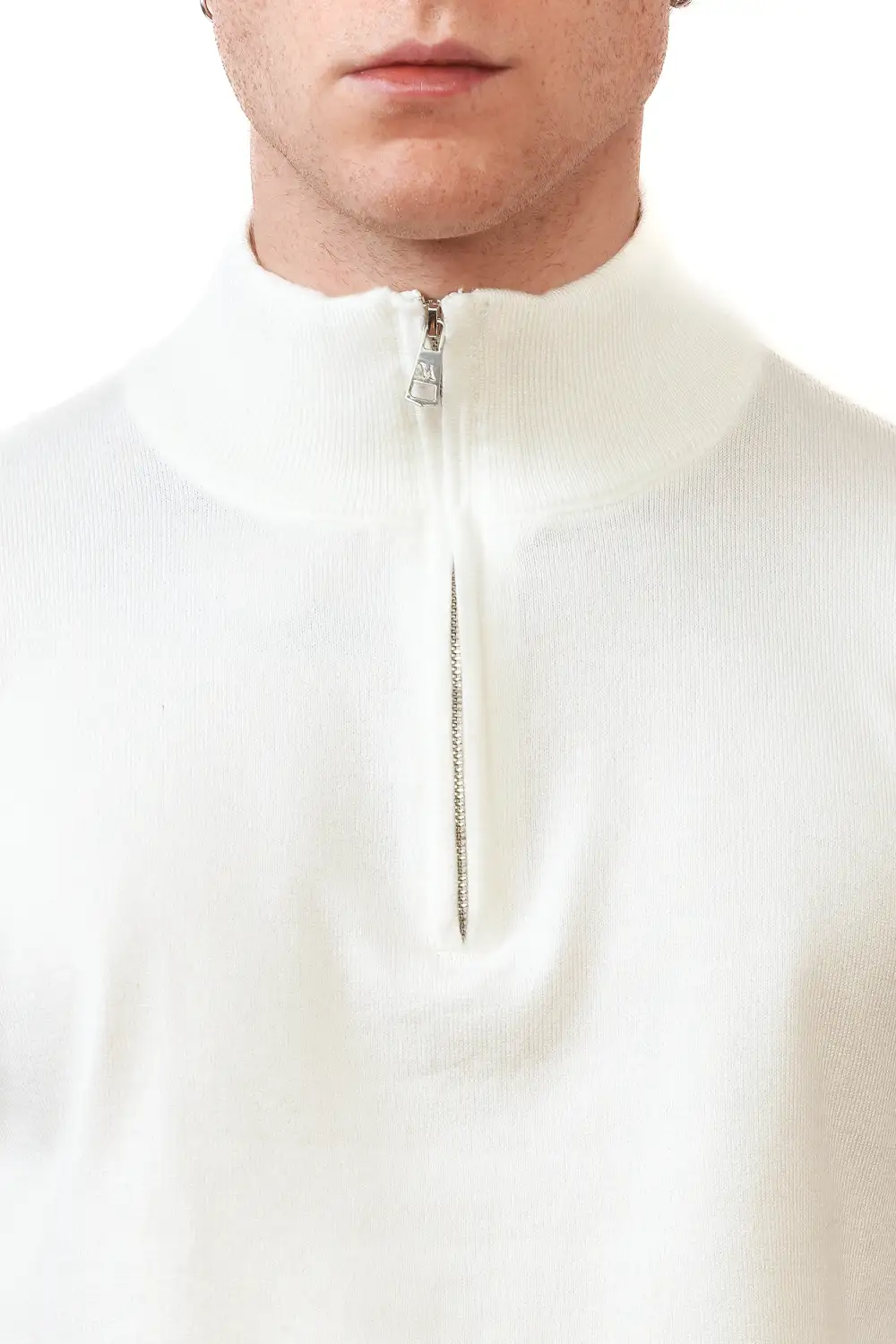 Modern Viscose Refined Half Zip Sweater