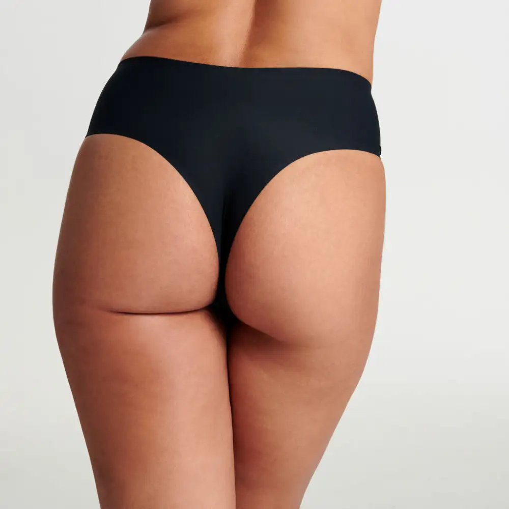 Smooth Waistline Thong
