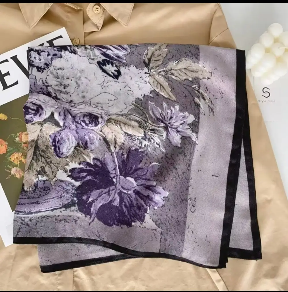 Classic Iris Scarf