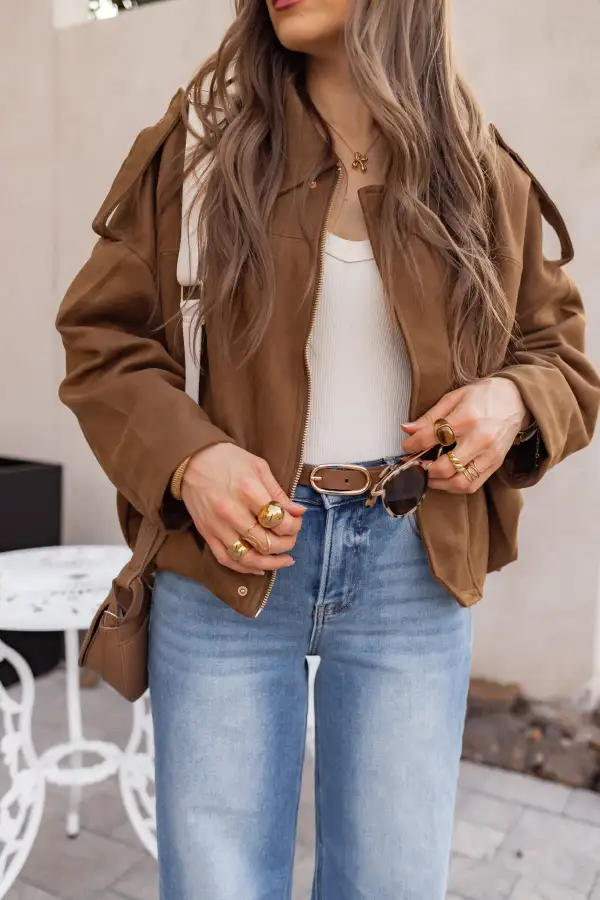 Slim Oval Buckle Leather Belt