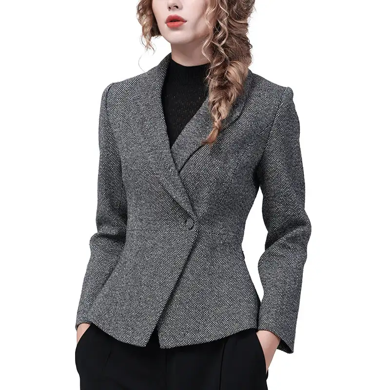 Notched Collar Woolen Blazer