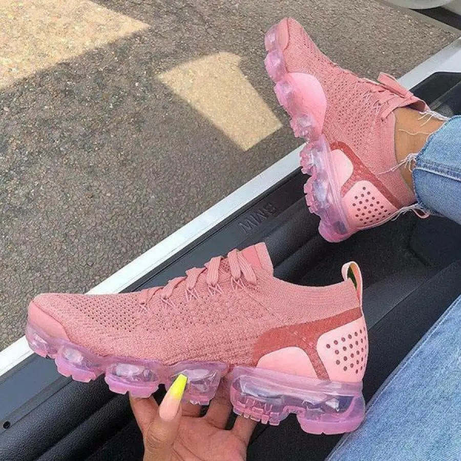Clean Women's Air Trainers Sneakers