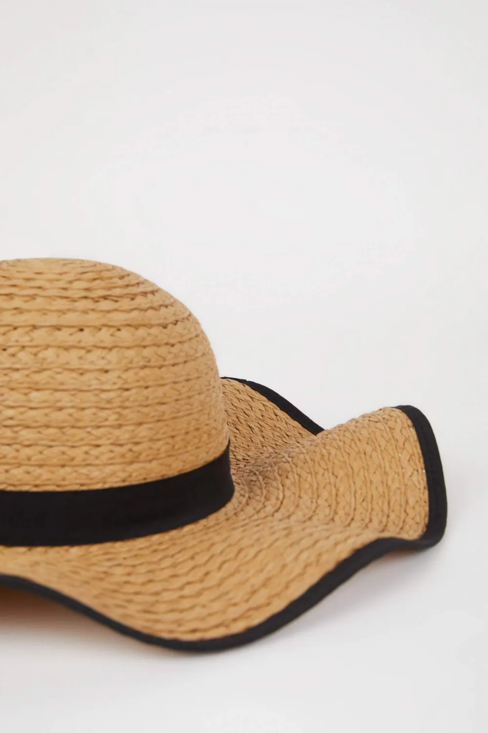 Ladies' Sun-Protective Woven Straw Hat