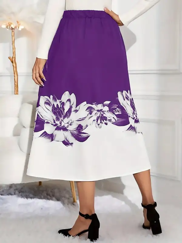 Minimal Line Printed Detail Skirt