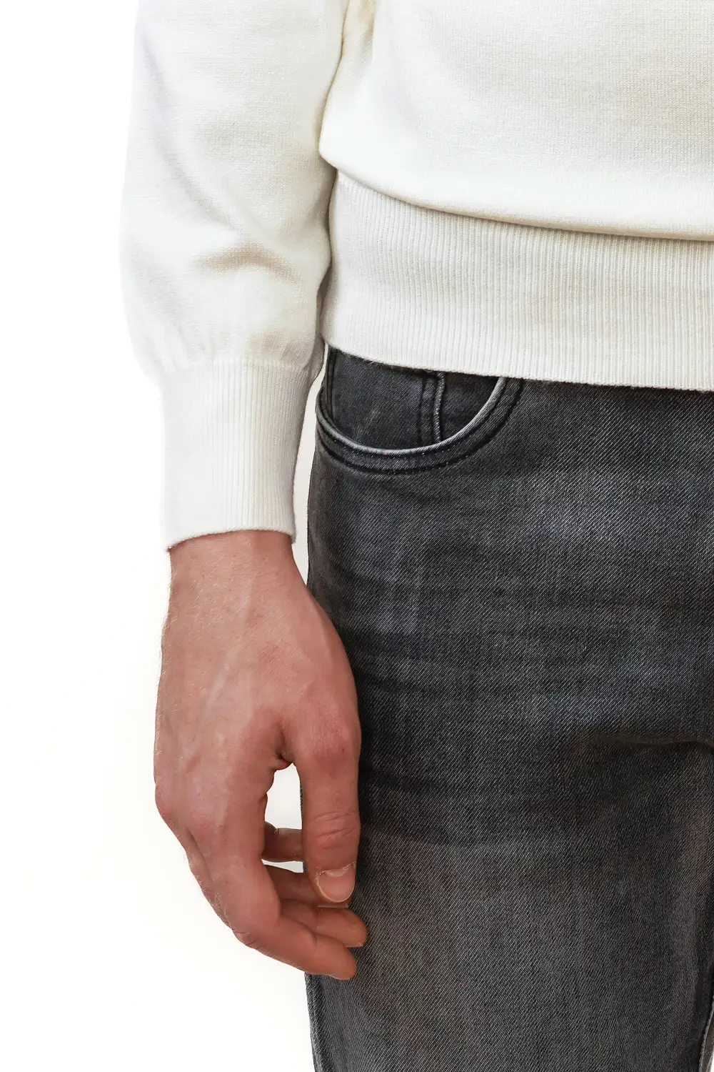Modern Viscose Refined Half Zip Sweater