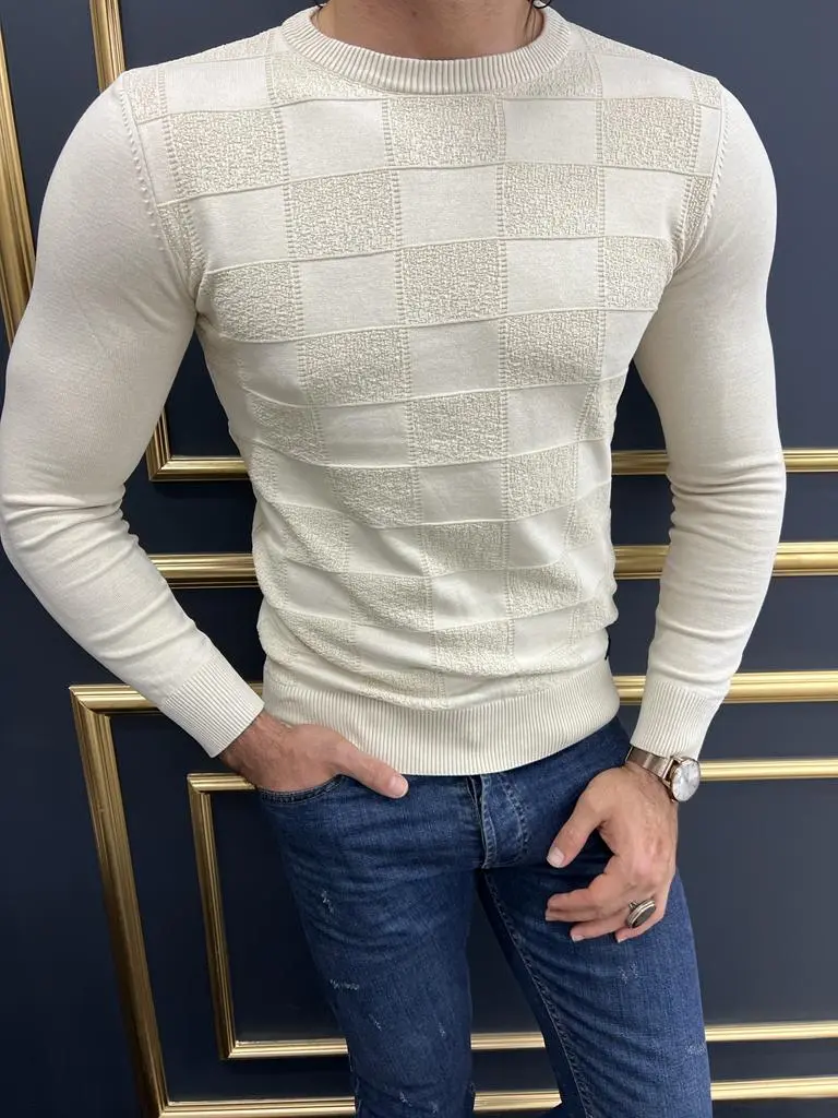 Round Neck Slim Fit Plaid Knit Sweater