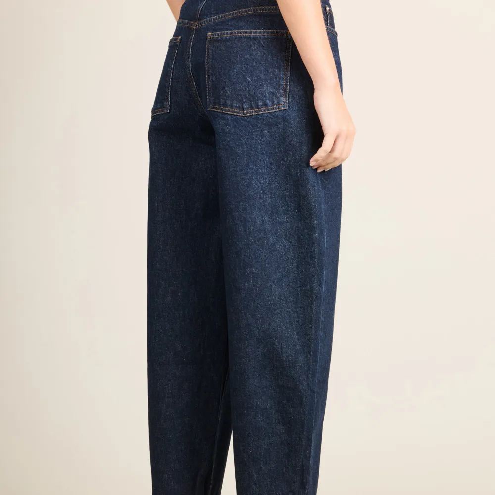 Women's Modern Flare Balloon Relaxed Jeans