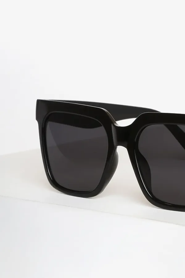 Classic All-Match Black Sunglasses