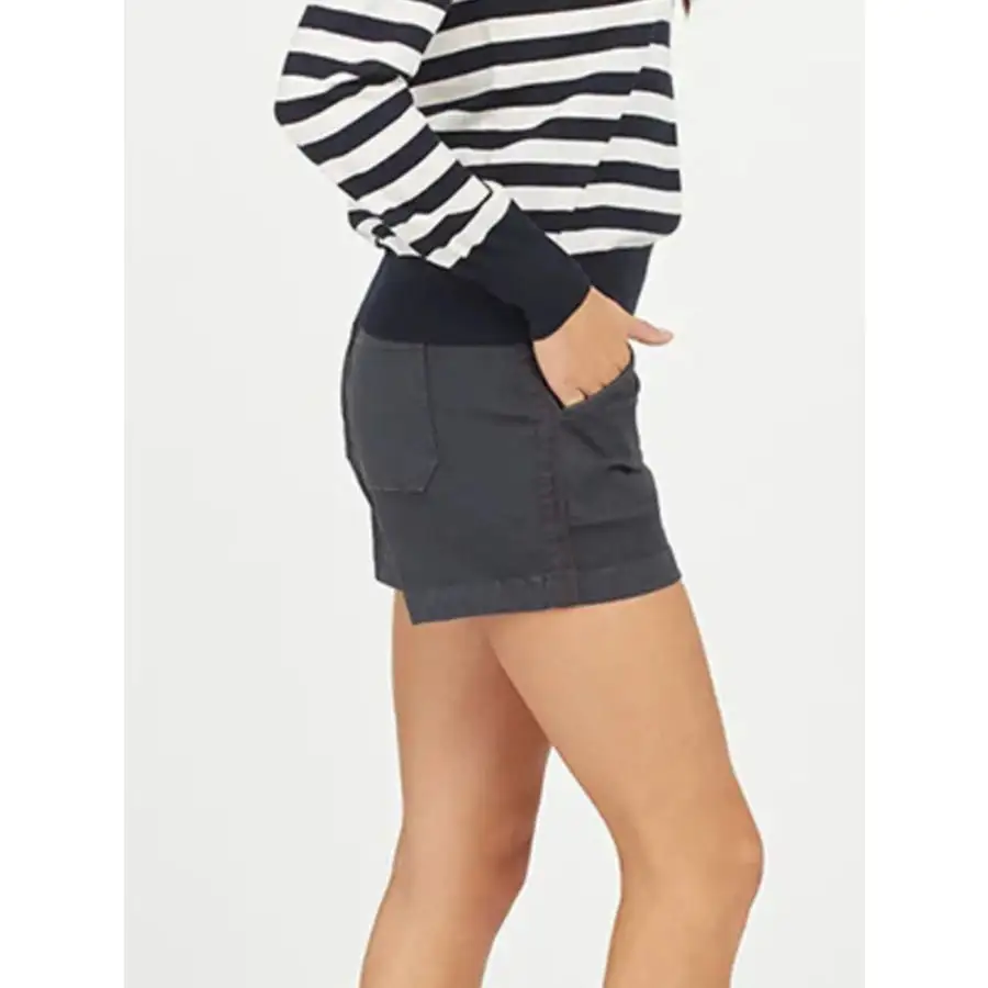 Pocketed Washed Denim Shorts