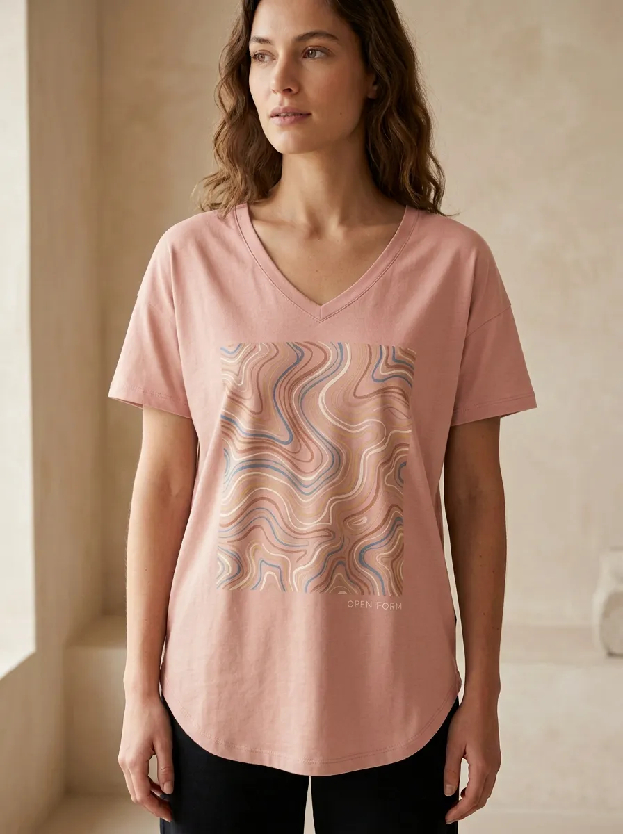Women's Abstract Wavy Line Art Printed V-Neck T-Shirt
