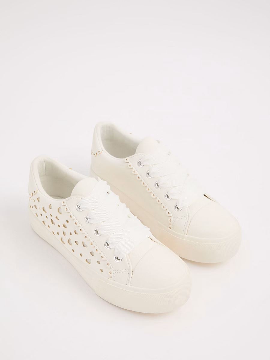 Cream Heart Cut Out Trainers detail 2