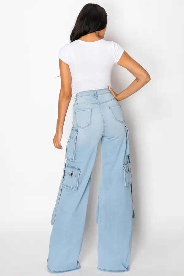 High-Rise Straight-Leg Cargo Jeans