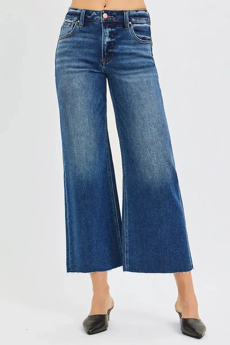 Mid Rise Raw Hem Cropped Jeans