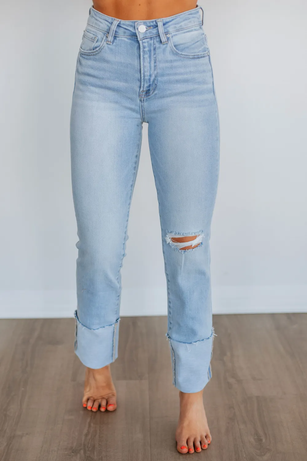 Women's High Rise Fading Whiskering Zip Fly Jeans