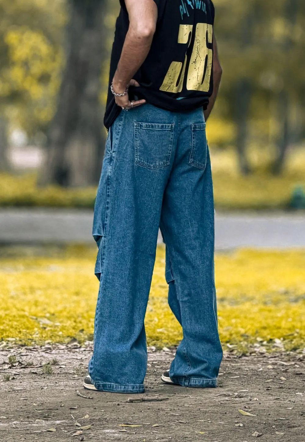 Relaxed-Fit Double-Pleat Pleated Jeans