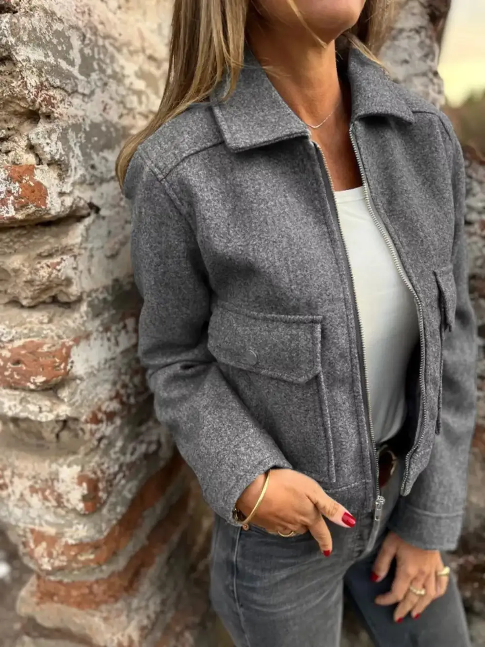 Easygoing Zip-Up Pocketed Jacket