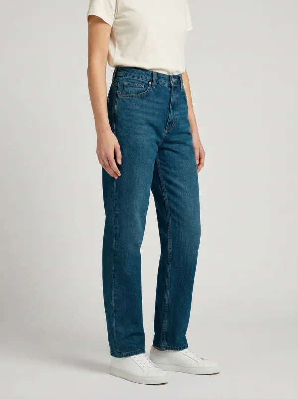 Straight-Leg Daily-Wear Denim Jeans