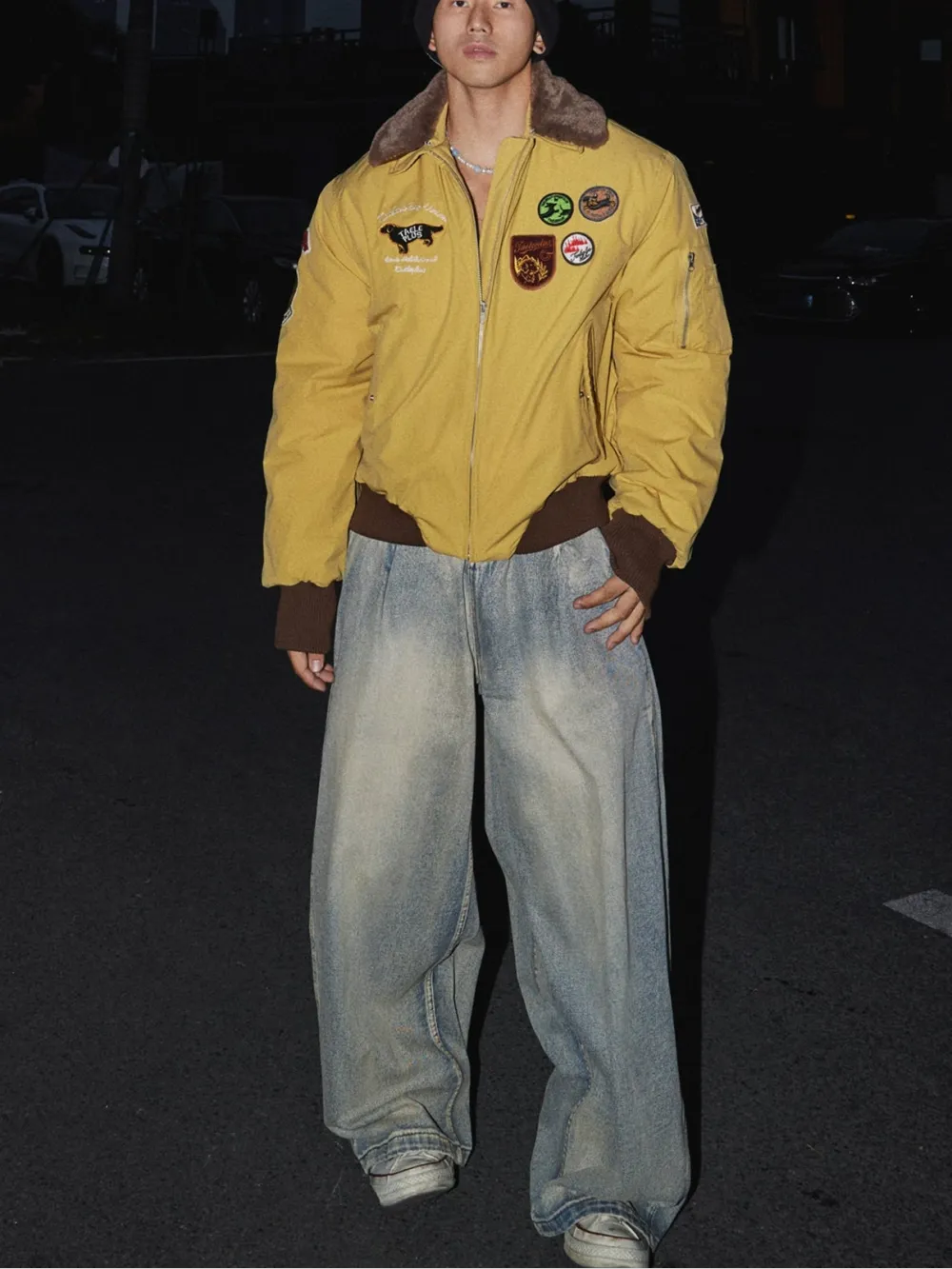 Wide-Leg Jeans