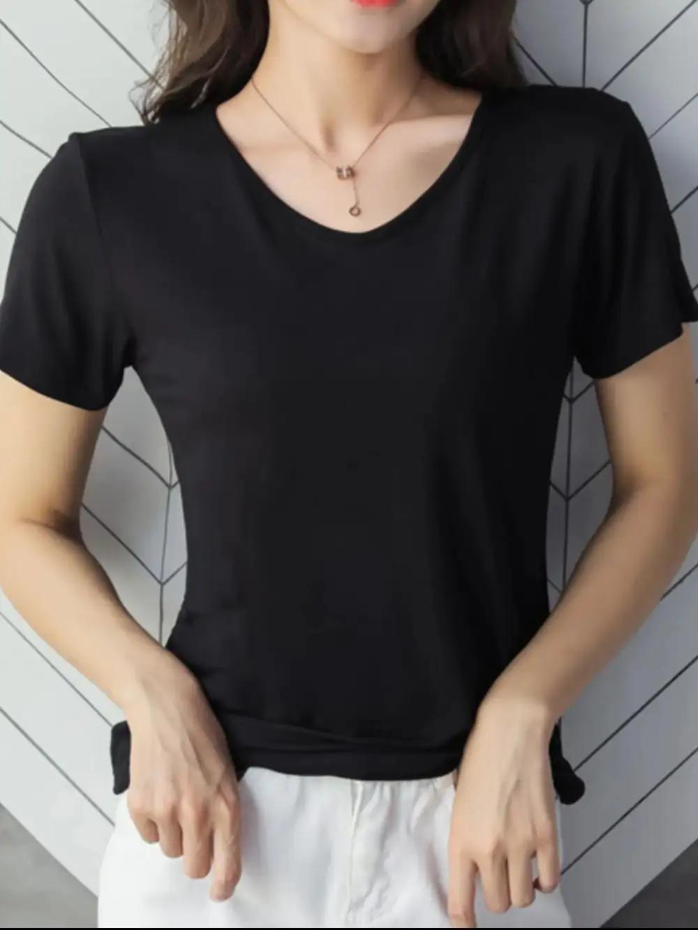 Easy-Wear V-Neck Short-Sleeve T-Shirt