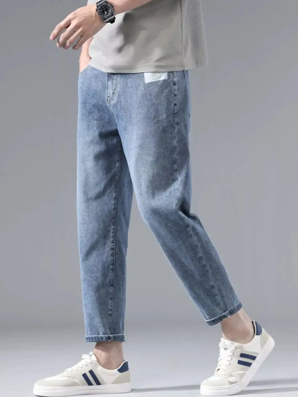 Relaxed Straight Leg Jeans