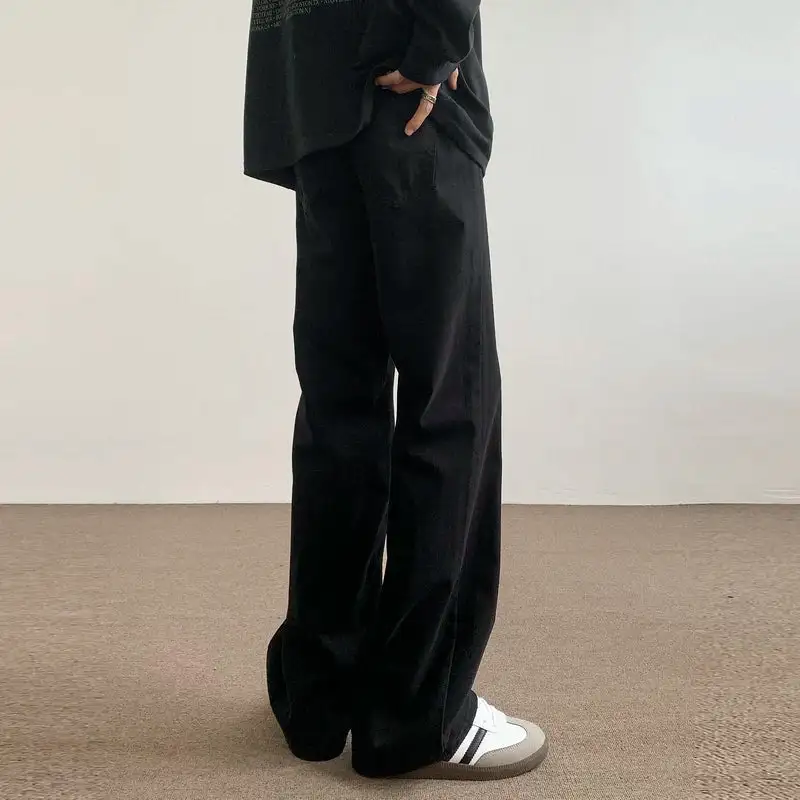 Everyday Straight-Leg Denim Jeans