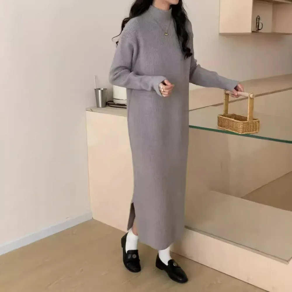 Structured Flowing Modest Maxi Dress
