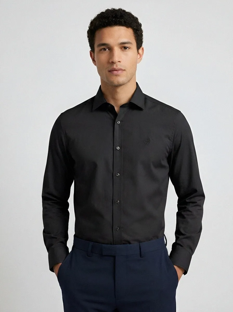 Men's Non-Iron Cotton Leaf Logo Embroidered Button-Down Shirt