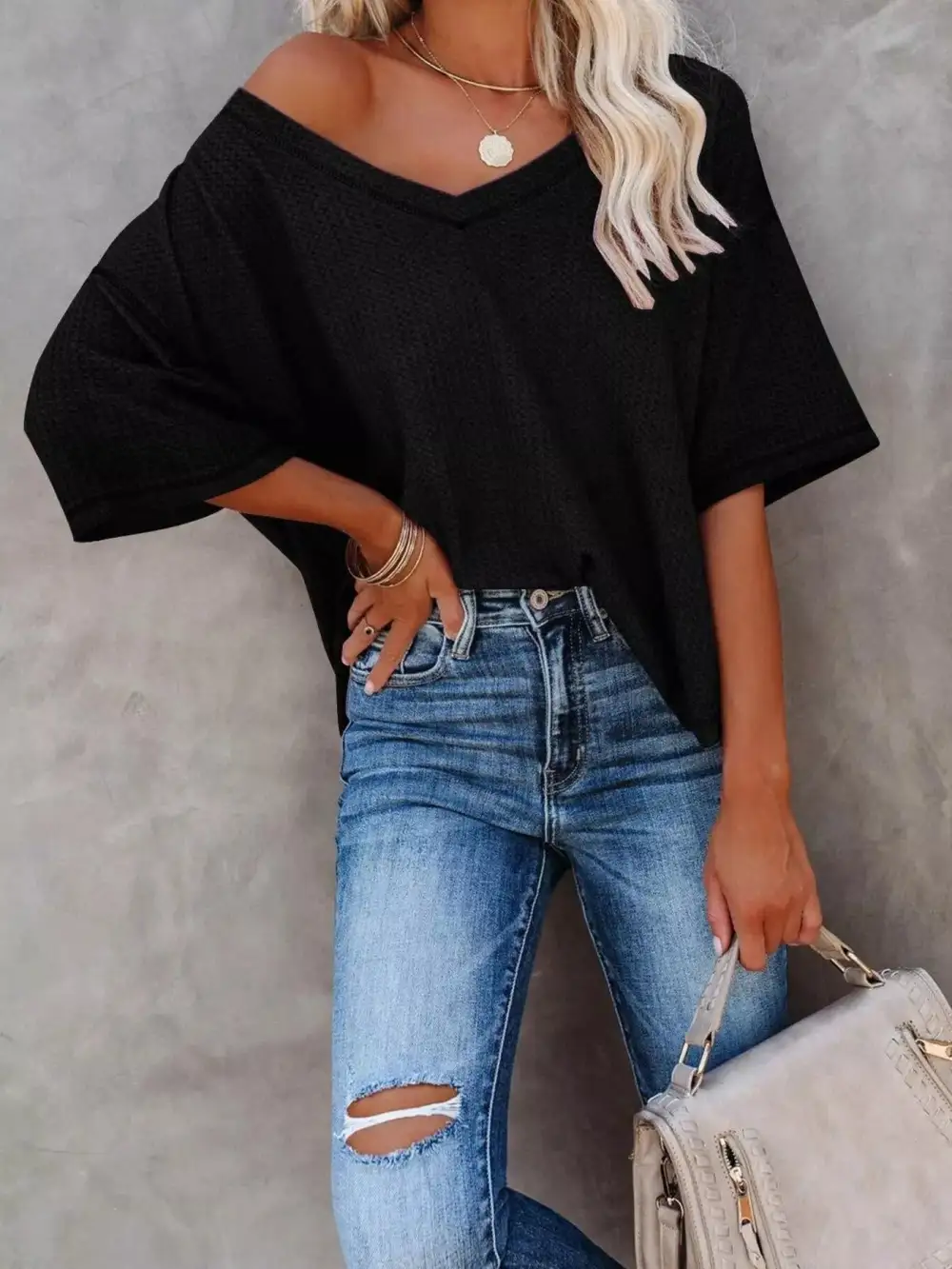 Relaxed V-Neck Short-Sleeve Knit T-Shirt