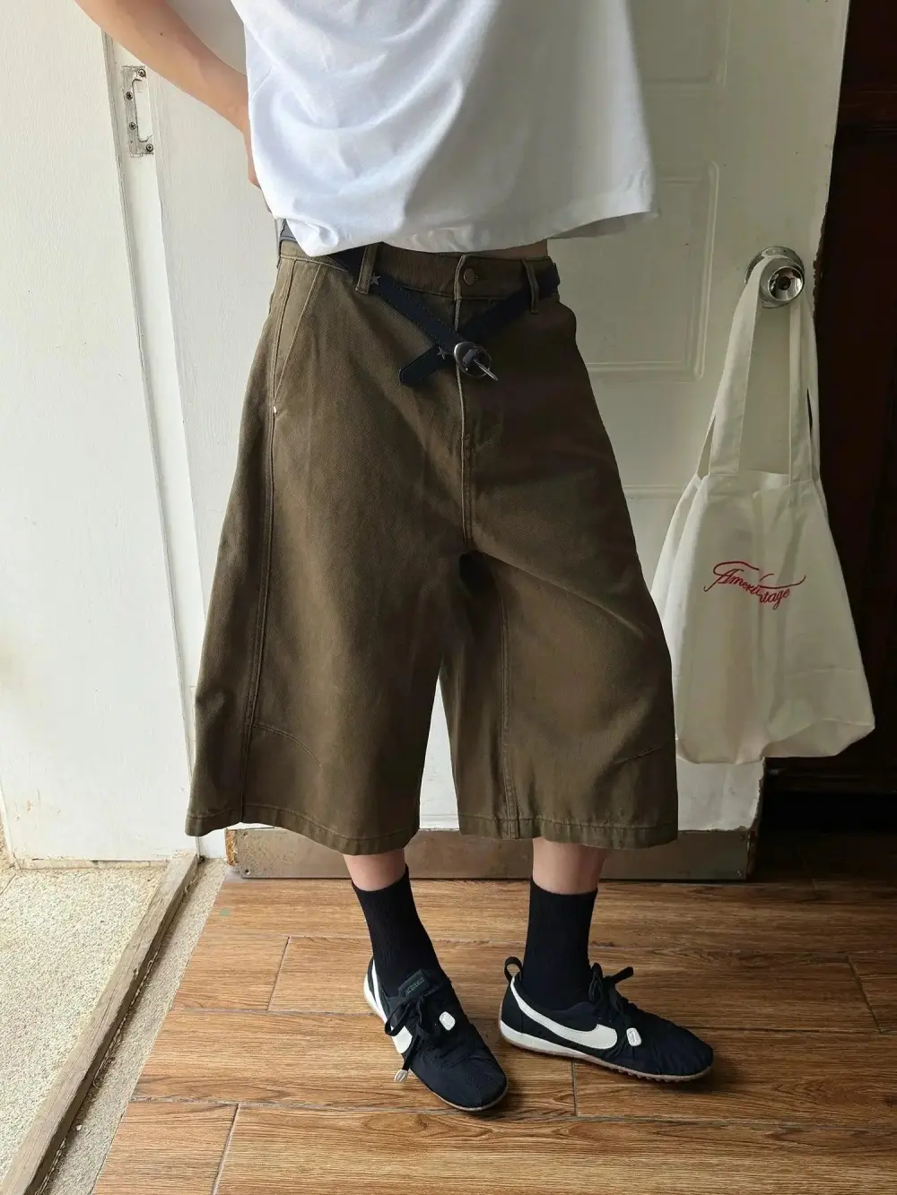 Basic Wide Mid-Length Shorts