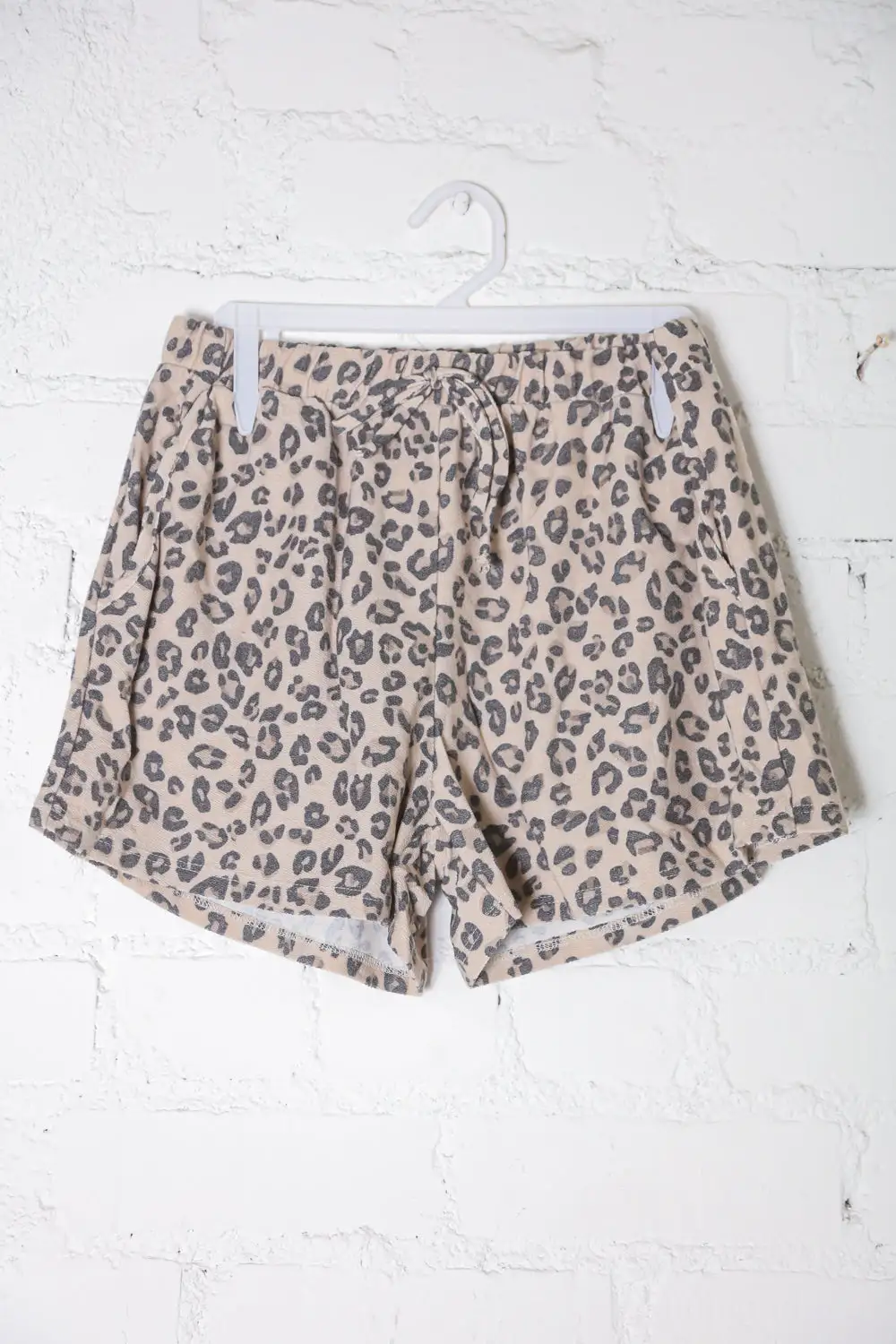 Laid Back Pocket Detail Shorts