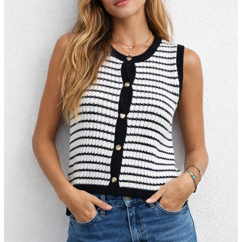 Chic Knit Round Neck Button Front Vest Top