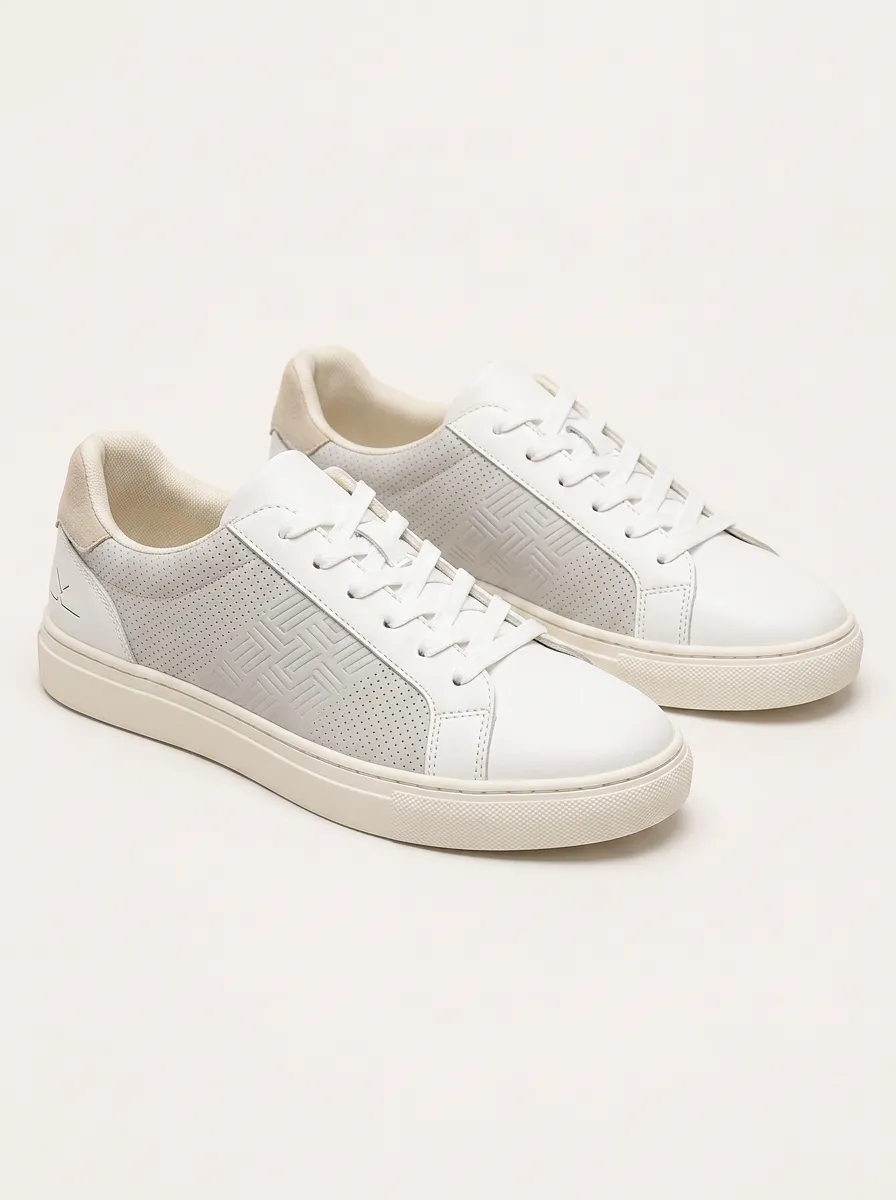 Men's Casual Geometric Pattern Perforated Patterned Skate Shoes