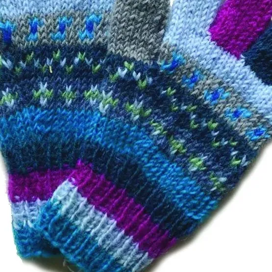 Multicolor knitted wool gloves
