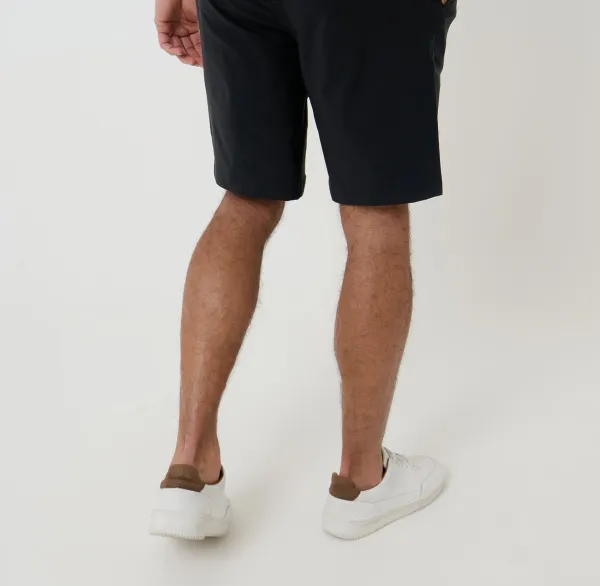 Men's Black Regular-Fit Elastic-Waist Stretch Chino Shorts