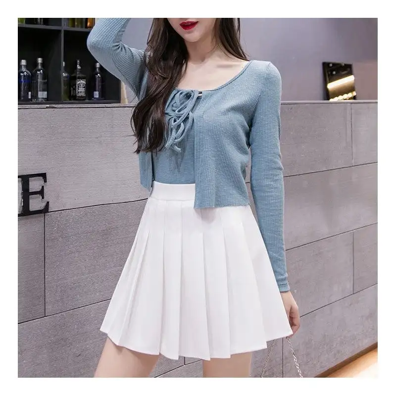 Classic High Waist Pleated Skirt
