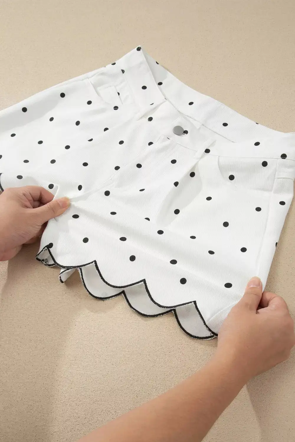 Scalloped Cotton Polka-Dot Casual Shorts