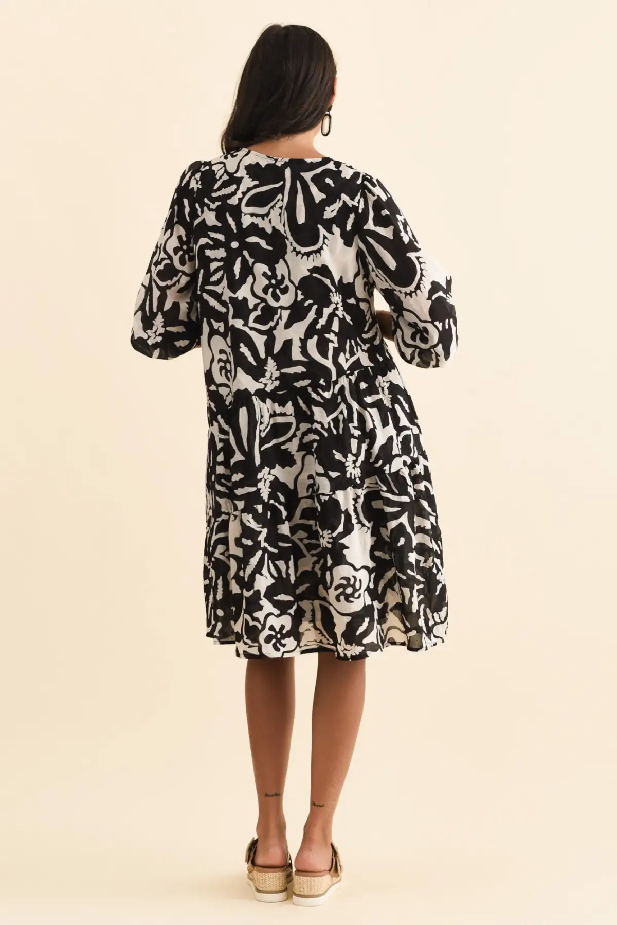 Pocket Above-Knee Cotton Floral Pleated V-Neck Half-Sleeve Dress