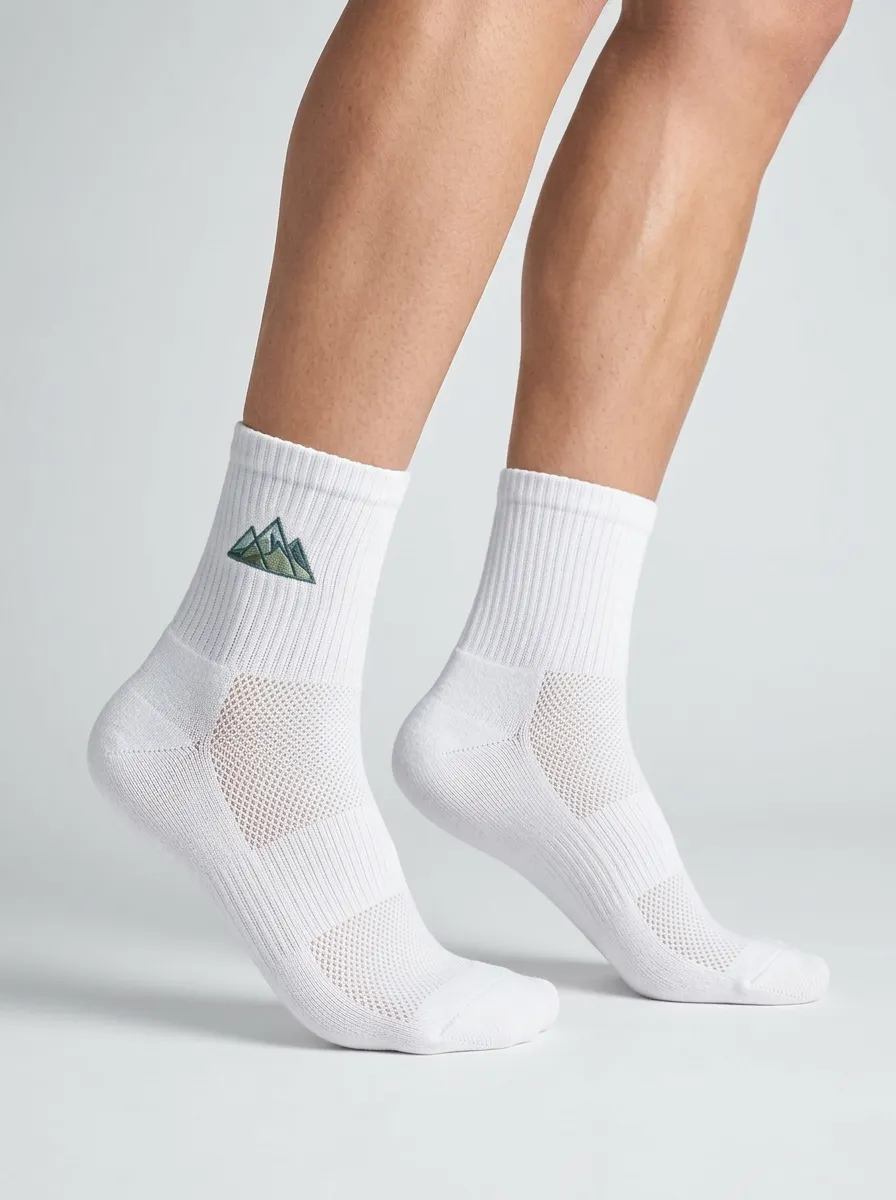 White Dynamic Mountain Graphic Athletic Ankle Socks