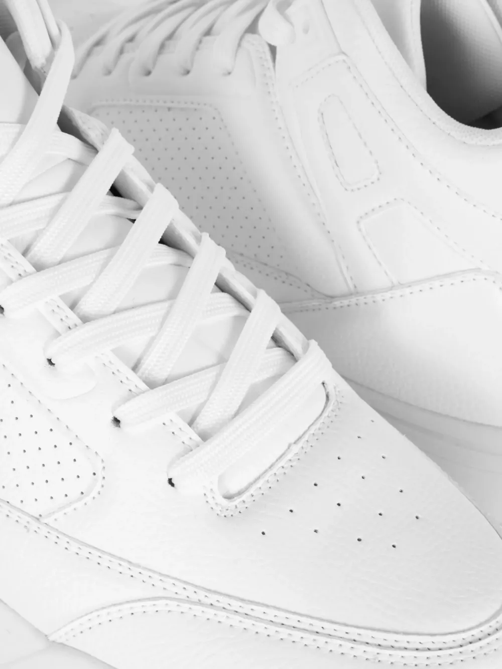 Leisure Breathable High-Top Round Head Sports Shoes