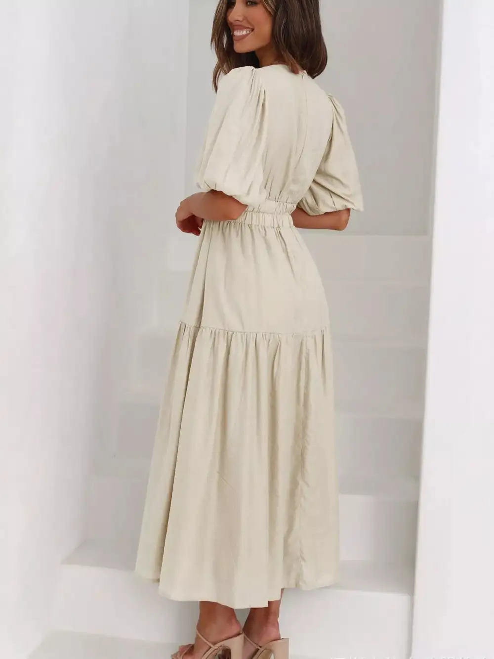 Everyday V-neck Puff Sleeve Midi Dress
